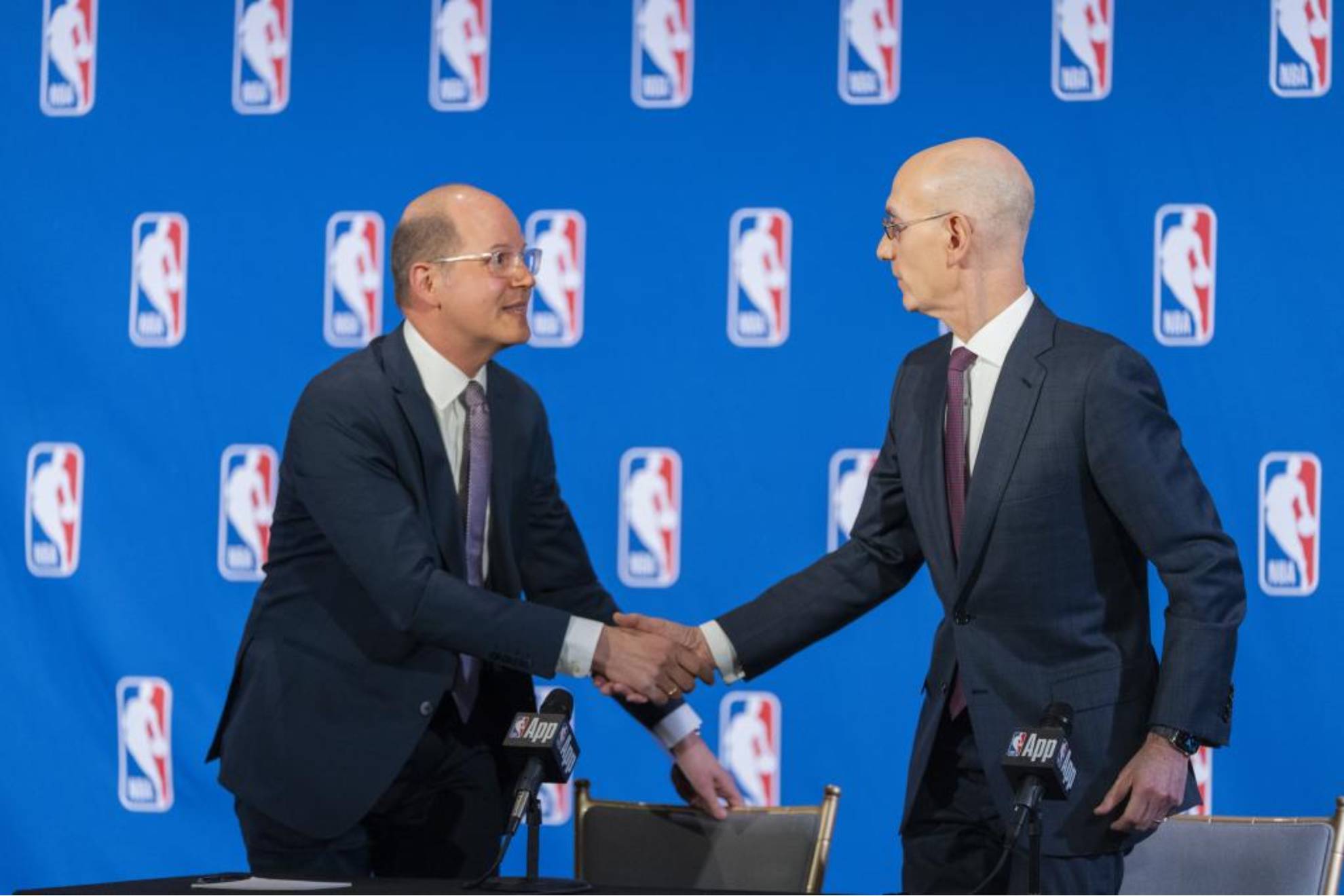 La NBA explorará la creación de una liga en Europa con la FIBA