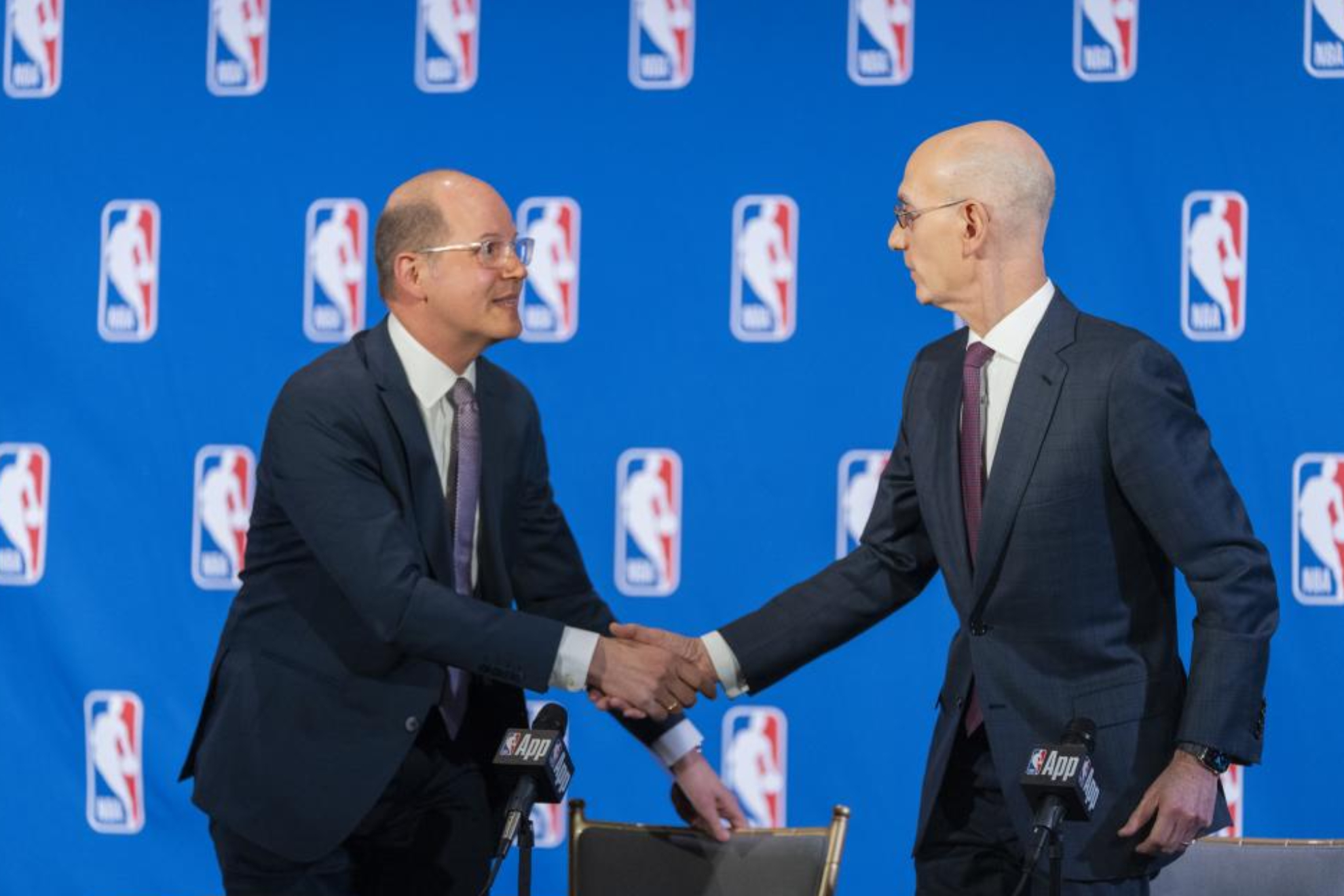 La NBA explorará la creación de una liga en Europa con la FIBA